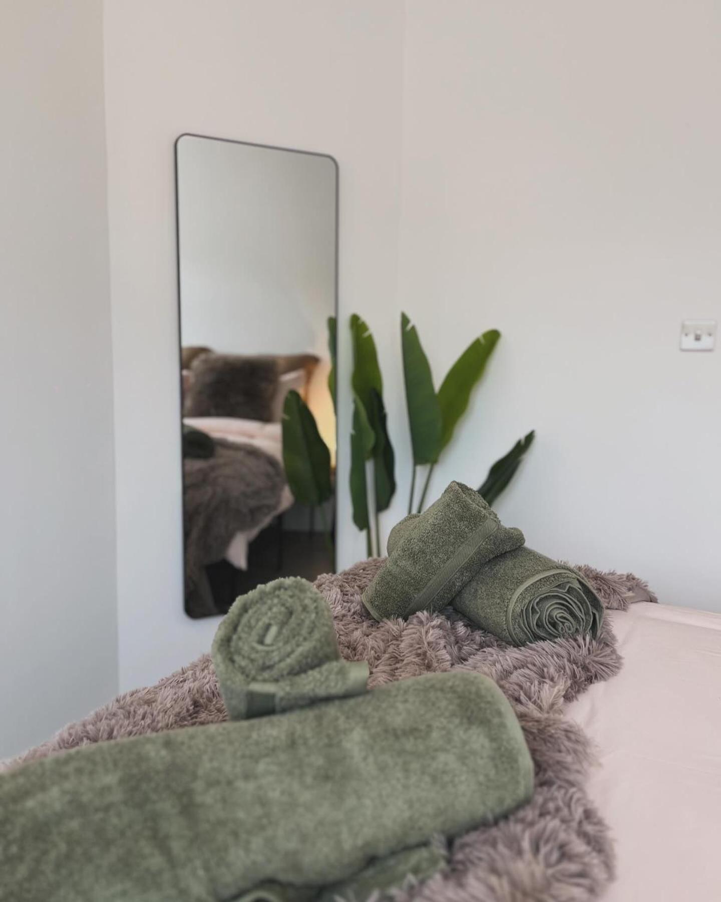 Groovy Central King Suite - Free Gym! Leicester Eksteriør bilde