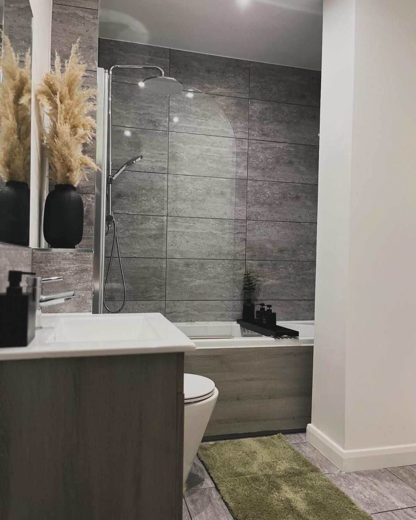 Groovy Central King Suite - Free Gym! Leicester Eksteriør bilde